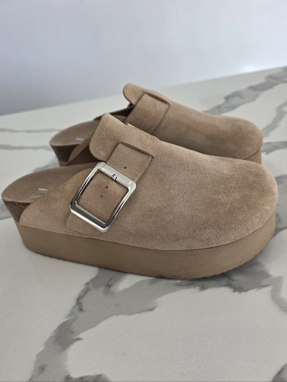 Steve Madden Platform Clogs Womens Sz. 7 - Picture 2 of 8